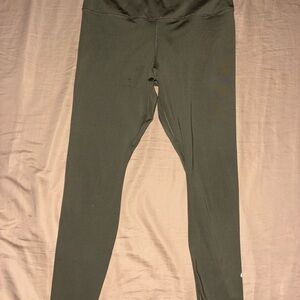 Nike Women’s Forest Green Leggings Dri Fit